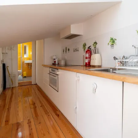 Daire Bairro Alto Tiny By Homing *