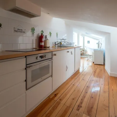 Daire Bairro Alto Tiny By Homing Lisboa